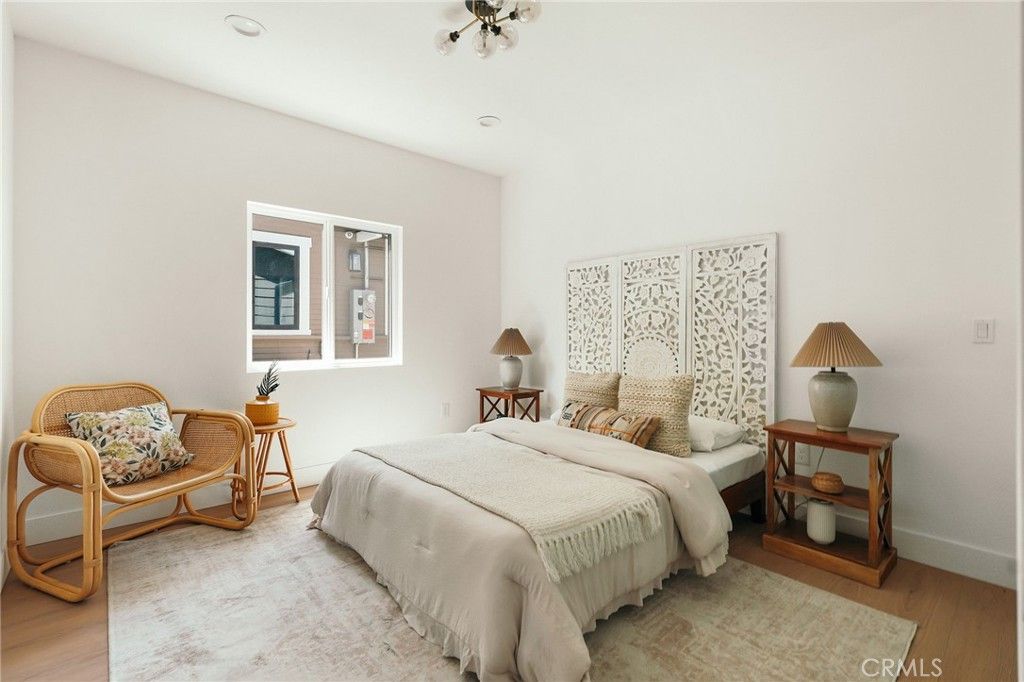 listing image 130727364925966581864