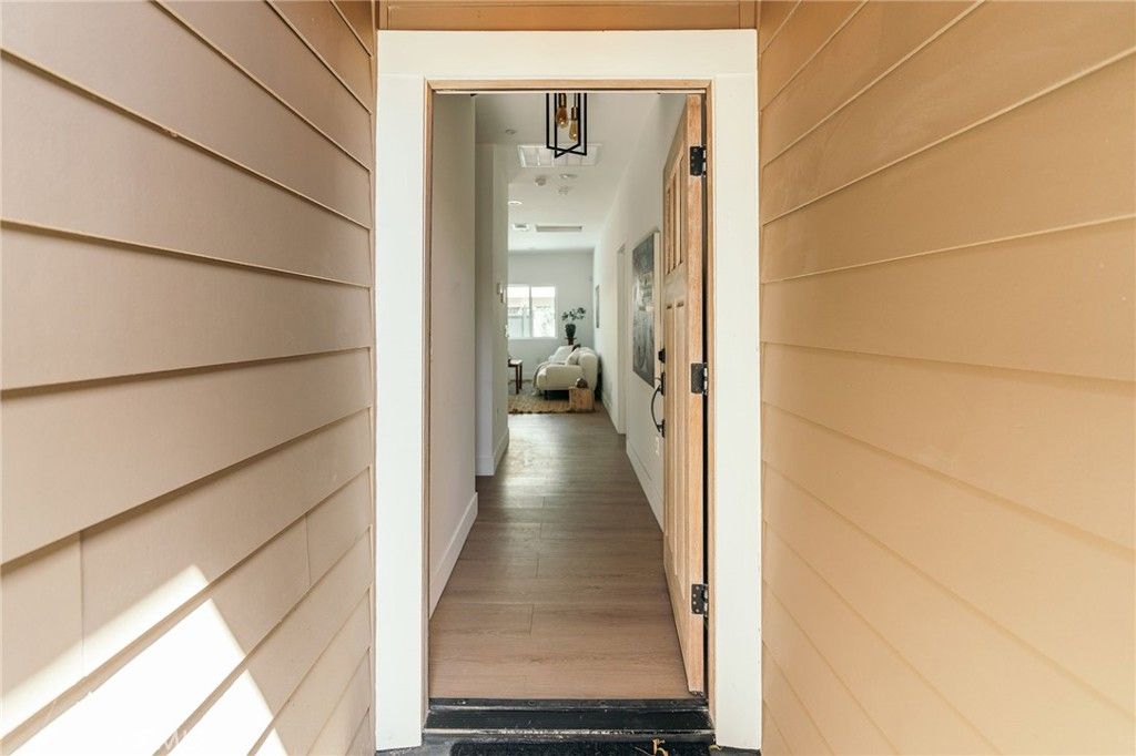 listing image 130721280423488381619