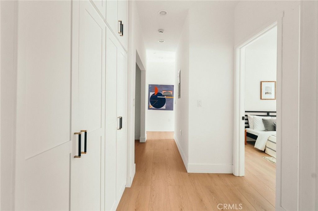 listing image 130721056241781654360