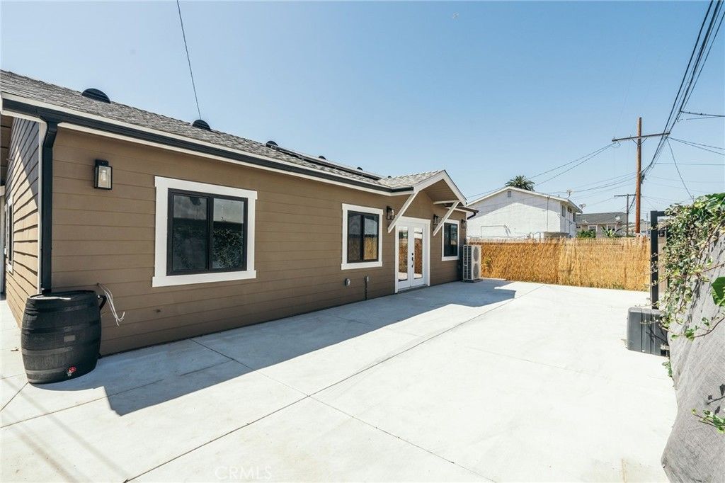 listing image 130726972347707617626