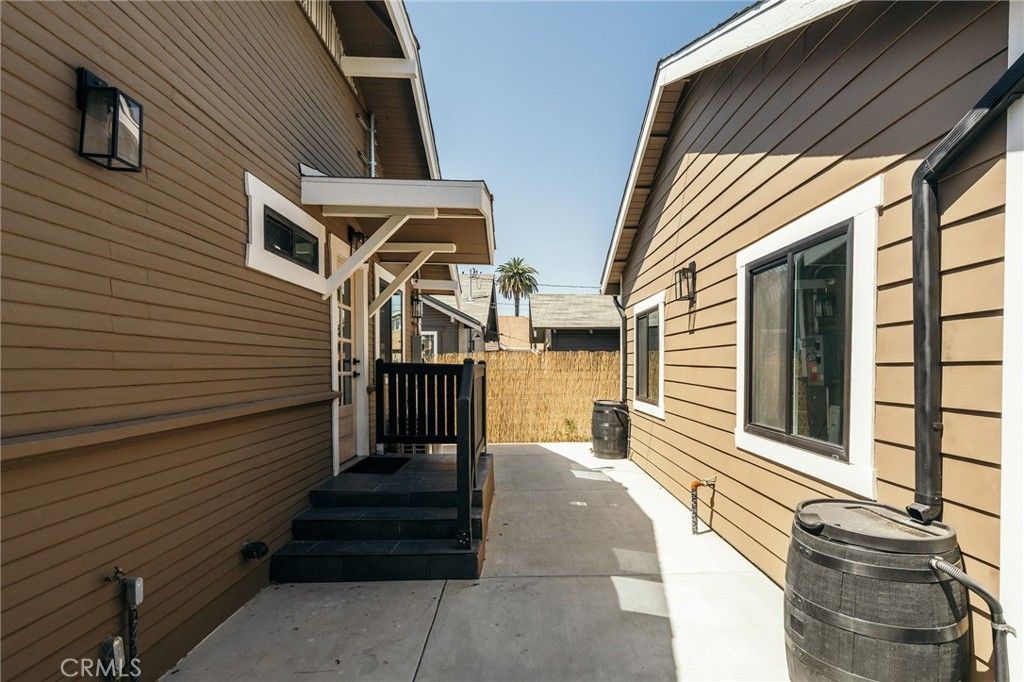 listing image 130726003095391980452