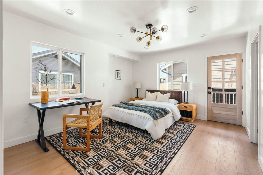 listing image 130720502880201345030