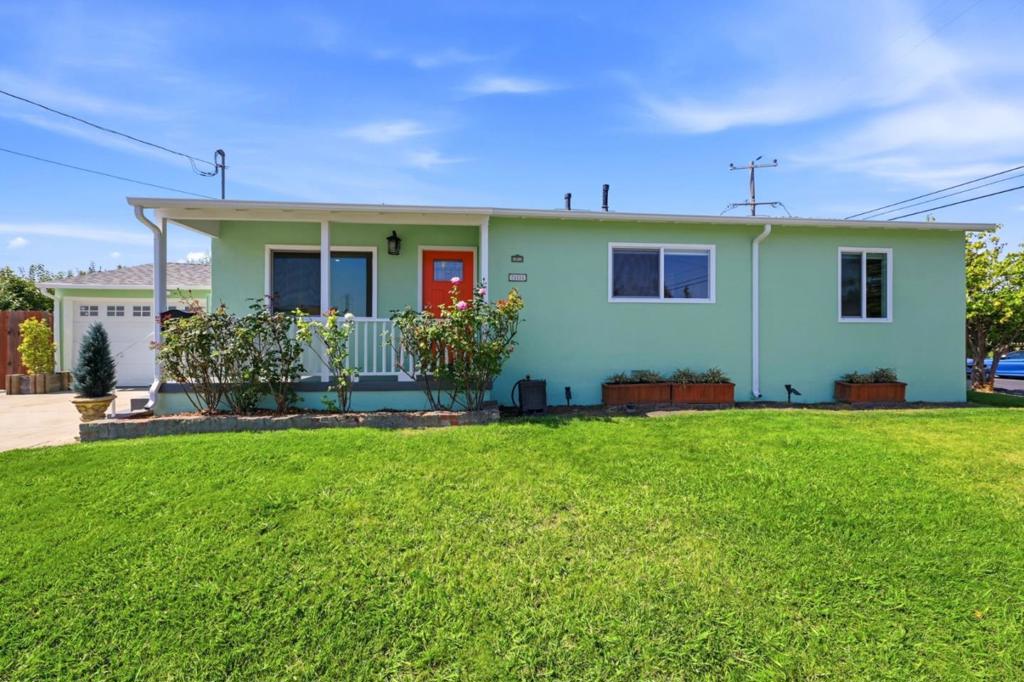 25833 Evergreen Drive, Hayward CA 94544