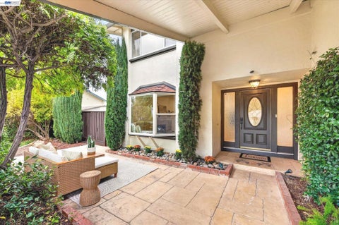 Photo of 2784 Crater Rd RD, Livermore, CA 94550 (MLS # 41151956)