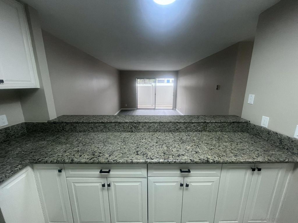 3030 Suncrest Dr. 121