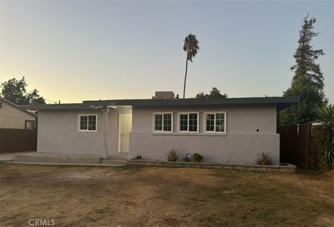 332 E Rosewood Rialto CA 92376