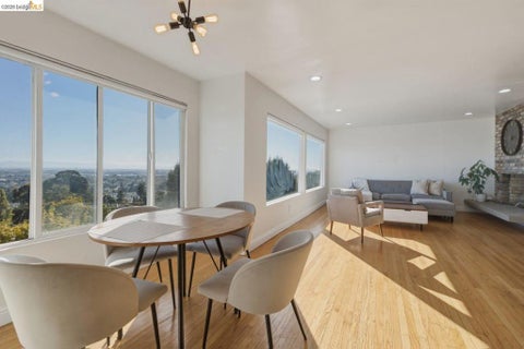 Photo of 8011 Sunkist Dr, Oakland, CA 94605 (MLS # 41148652)