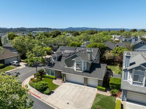 Photo of 516 Saint Vincent Lane, Foster City, CA 94404 (MLS # ML82043908)