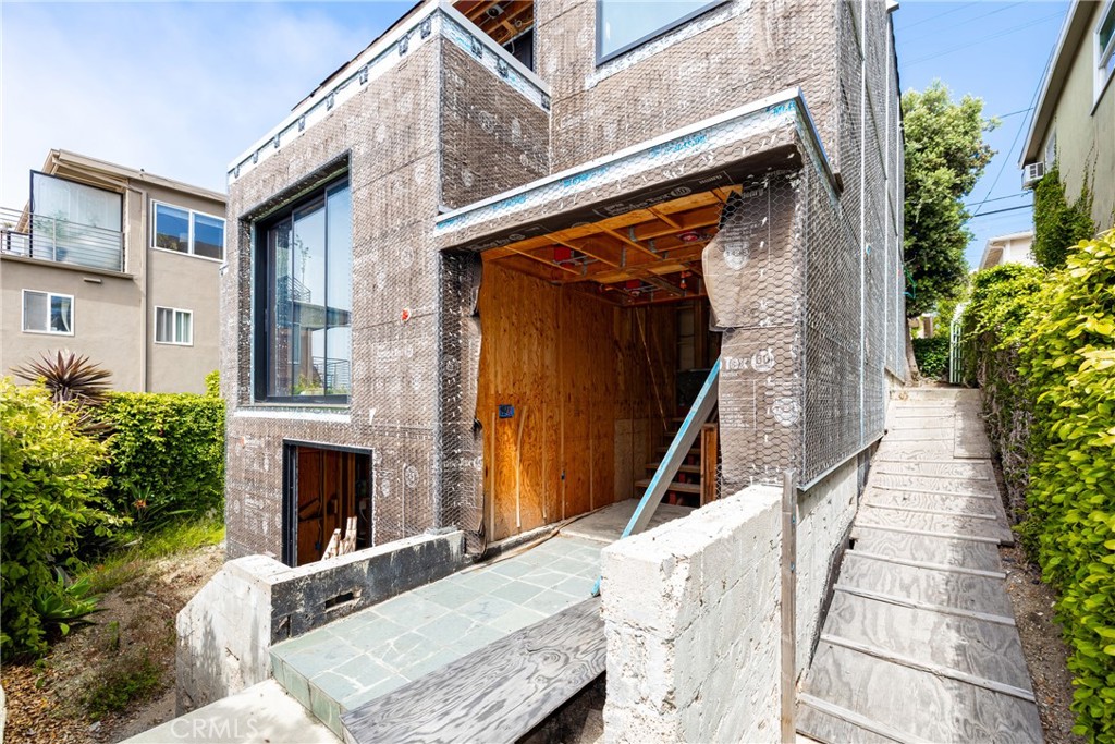 153 Cedar Way