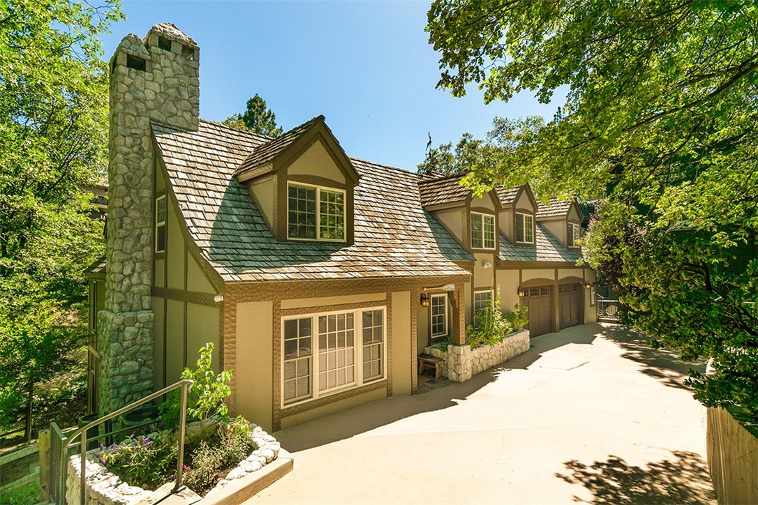 Arrowhead Woods (AWHW) - Residential
