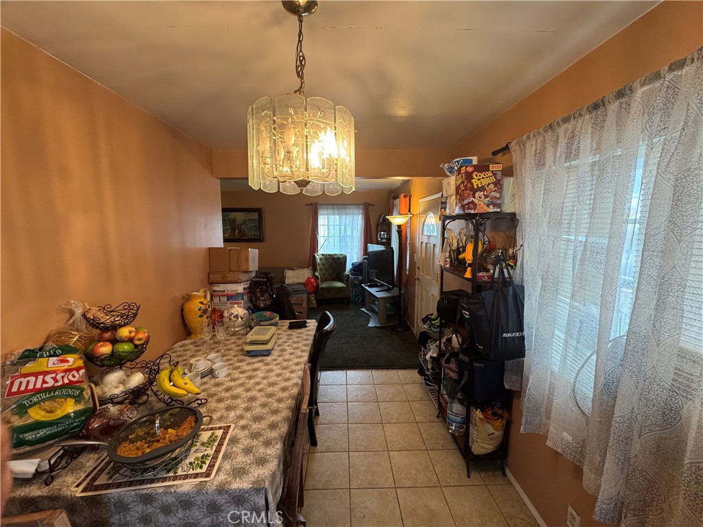 658 Oakford