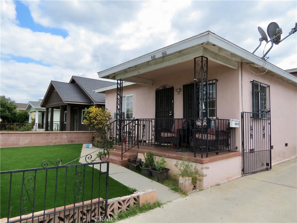 658 Oakford