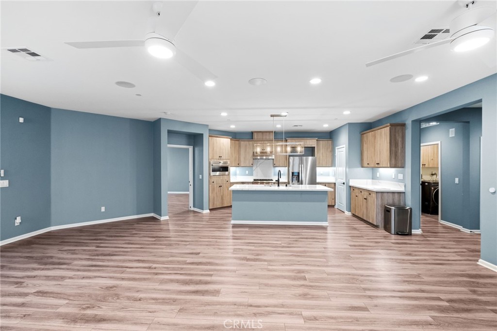 1373 Topanga Drive