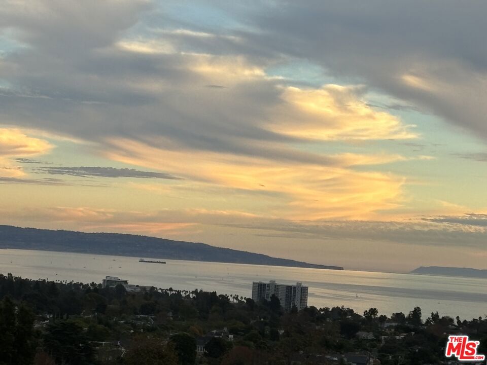 Located between the mountains and the sea....Opportunity to build in this highly sought after neighborhood. Solid view potential! This is an opportunity to build what you'd like AND be expedited too! Lot has cleared phase 2 debris. Great view potential and ideally located 4-5 blocks from Palisades Village, Palisades Recreation Center, parks, and local coffee shops. It is also just blocks to over 10 hiking trails (Palisades is home to over 40 total). This is an exceptional opportunity to get into this very special community.