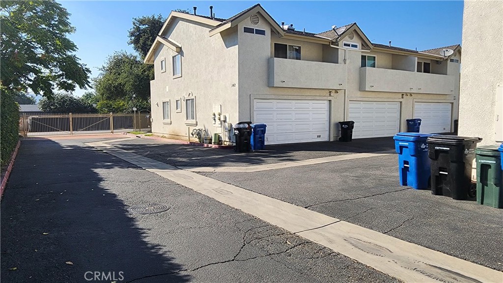 1425 S White S A