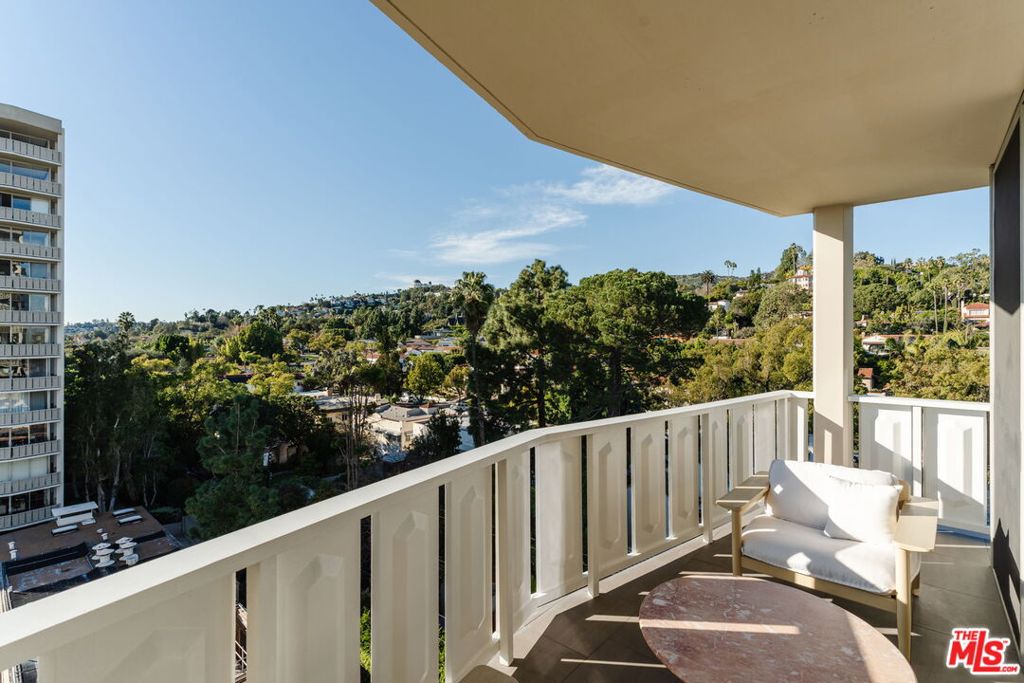 4411 Los Feliz Boulevard 702