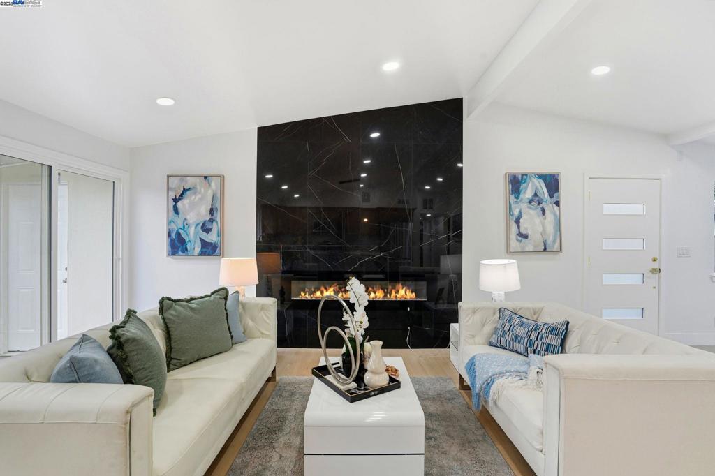 GLEN EDEN - Residential