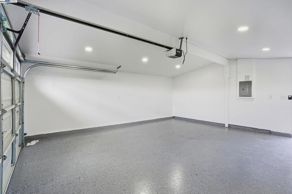 GLEN EDEN - Residential