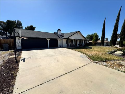 Photo of 8274 Madera AVE, Hesperia, CA 92345 (MLS # NP26096732)