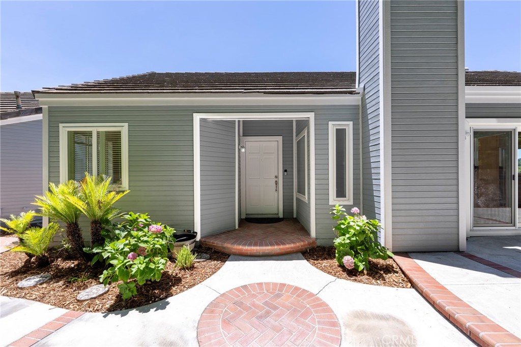 1 Indian Hill Lane