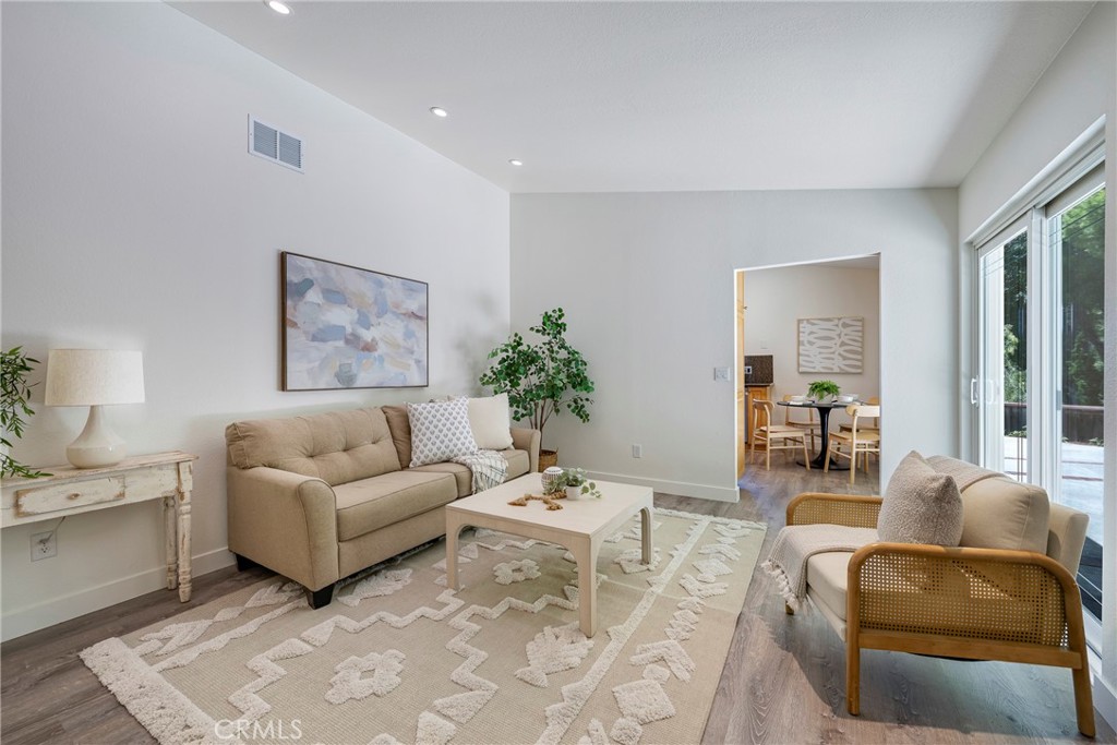 1 Indian Hill Lane