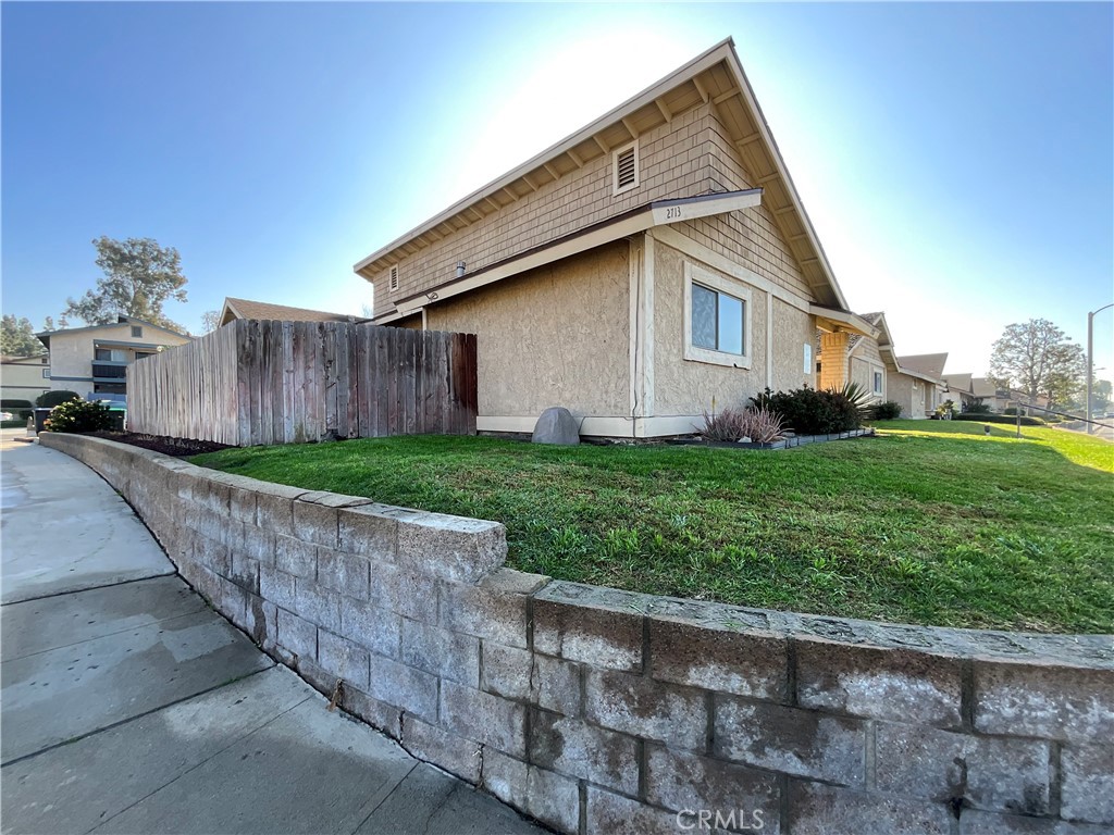 1404 E Sail Avenue
