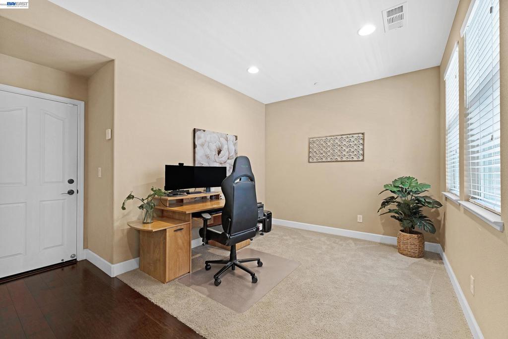 1159 Martin Luther King Dr