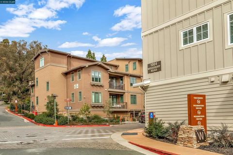 Photo of 1003 Woodbury Rd Rd, Lafayette, CA 94549 (MLS # 41135109)
