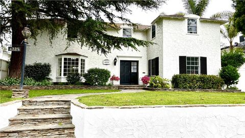 4225 Myrtle Avenue Long Beach CA 90807