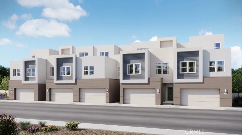 Ridgeview at Metro Heights - Residential