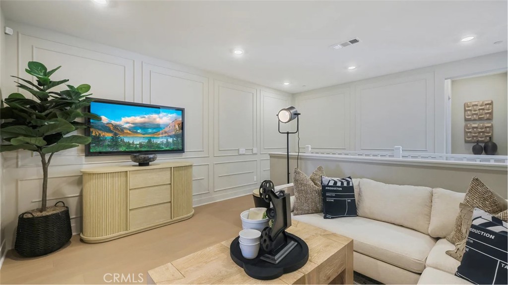 Ridgeview at Metro Heights - Residential