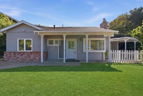 MLS: ML82052624