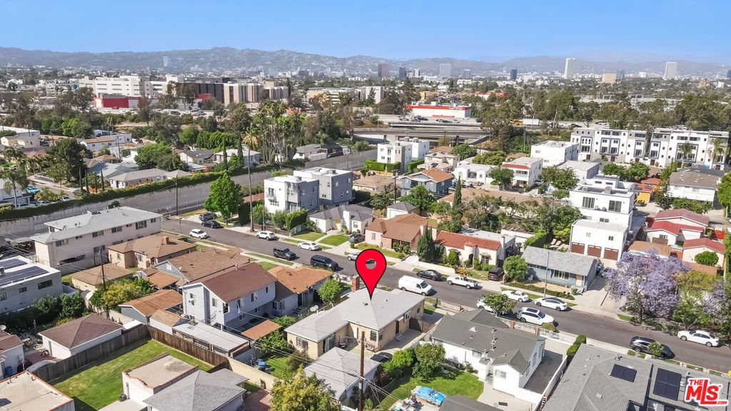 5904 Dauphin Street, Los Angeles CA 90034