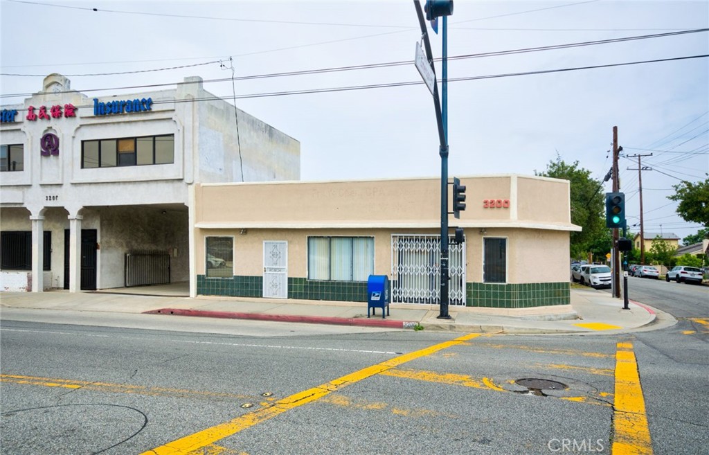 3200 Del Mar Avenue