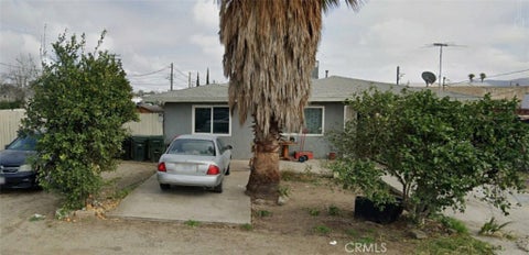 Photo of 10409 Hemlock Avenue Ave, Fontana, CA 92337 (MLS # OC26111295)