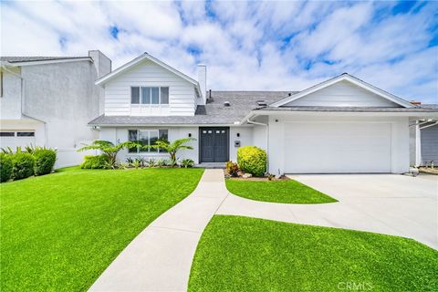 Photo of 20191 Imperial Cove Lane, Huntington Beach, CA 92646 (MLS # OC25234544)