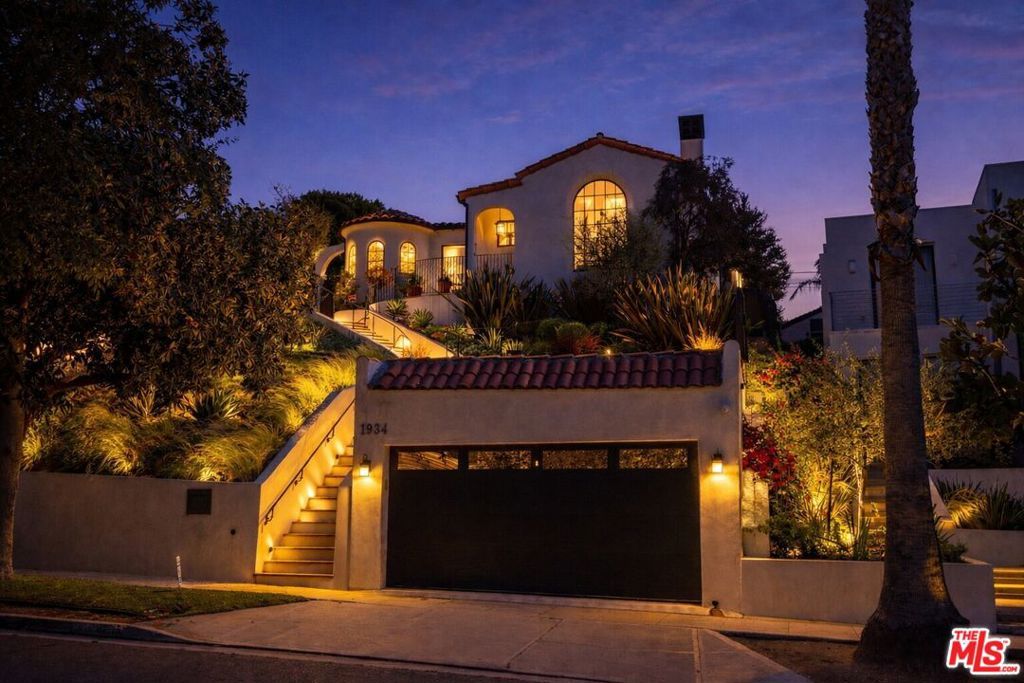 Photo of 1934 Fairburn Avenue, Los Angeles, CA 90025 (MLS # 26711125)