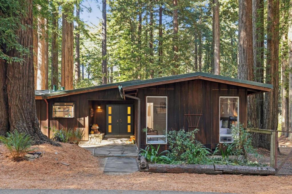 13660 Skyline Boulevard