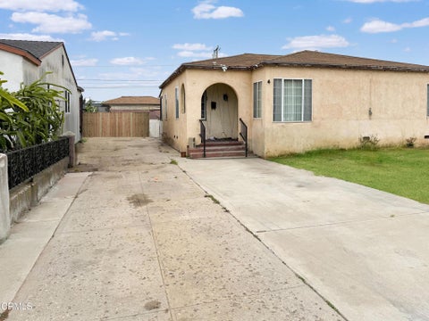 Tiny photo for 945 S E Street, Oxnard, CA 93030 (MLS # V1-36689)
