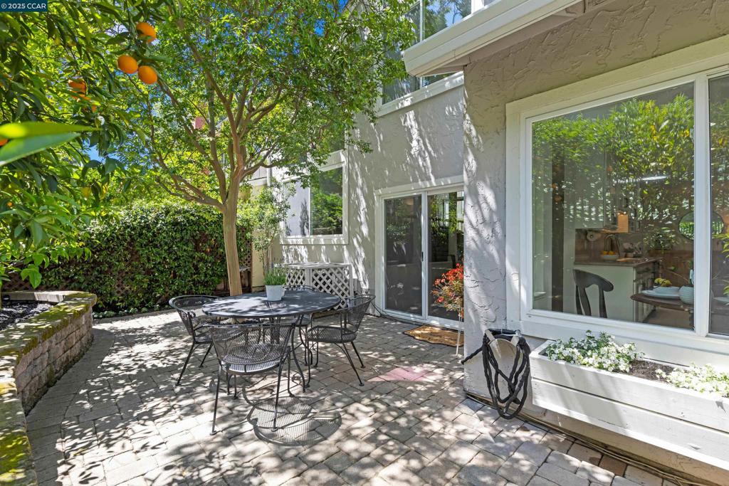 HEATHER FARMS - Residential