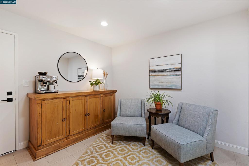 HEATHER FARMS - Residential