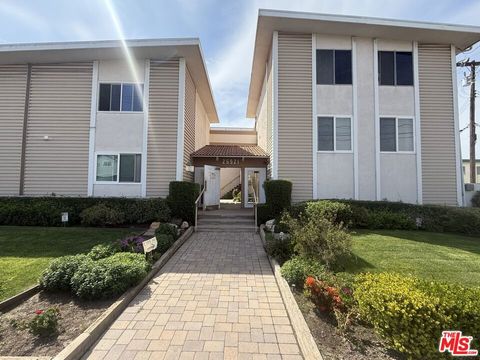 Photo of 25921 Oak Street #107, Lomita, CA 90717 (MLS # 26672429)