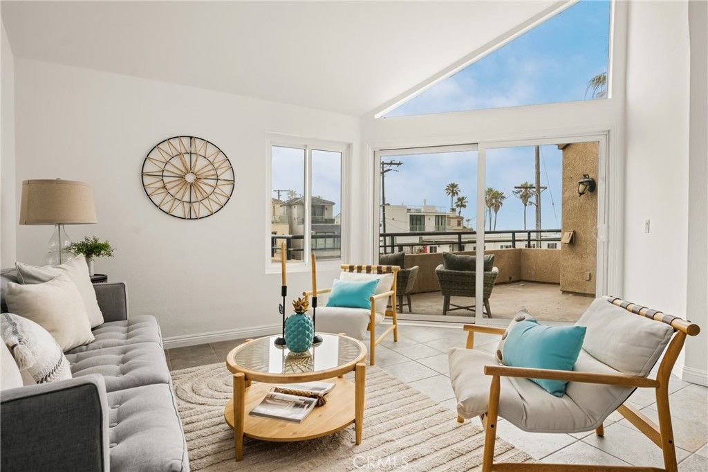 listing image 130721376338501914903