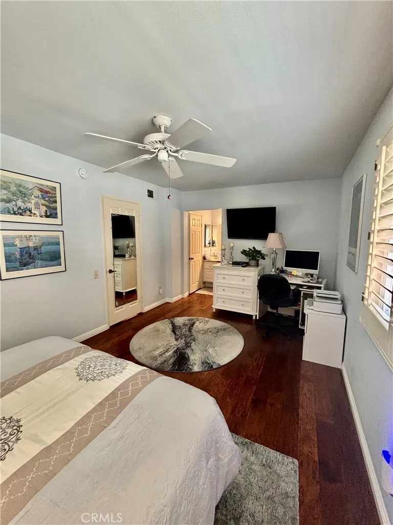 Woodland Hills, California 91367, United States, 1 Bedroom Bedrooms, ,2 BathroomsBathrooms,Residential,Active,163030