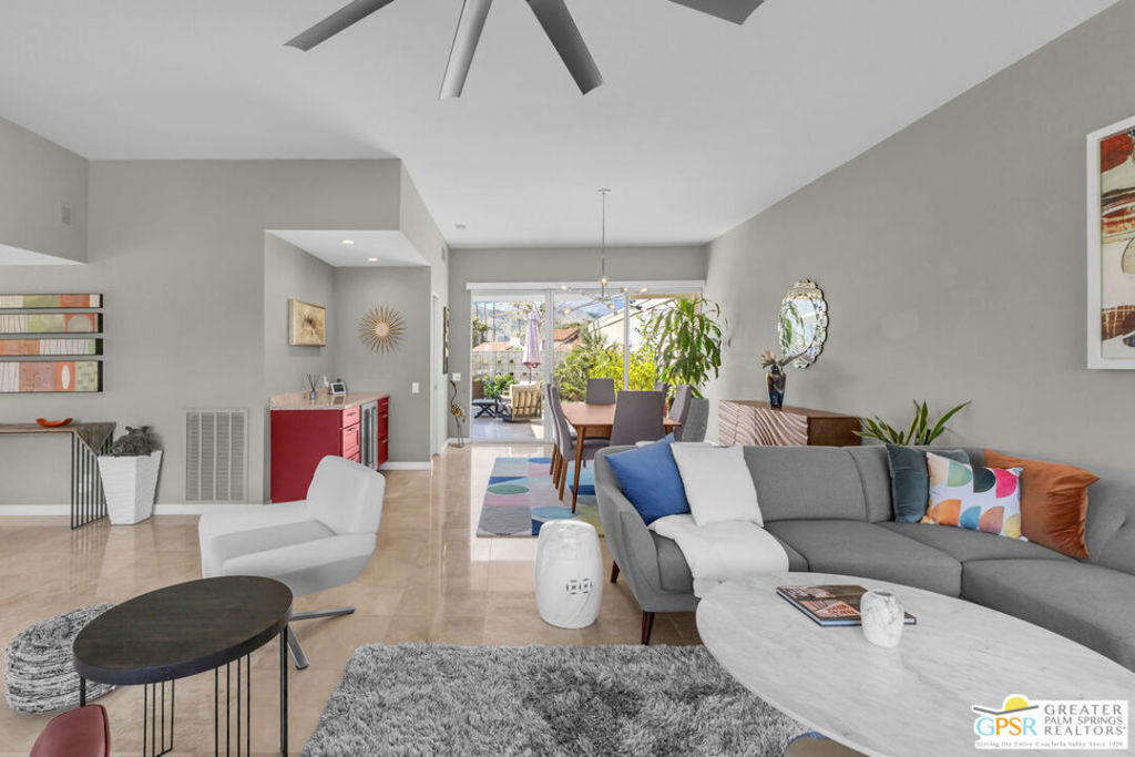 1211 Tamarisk West Street