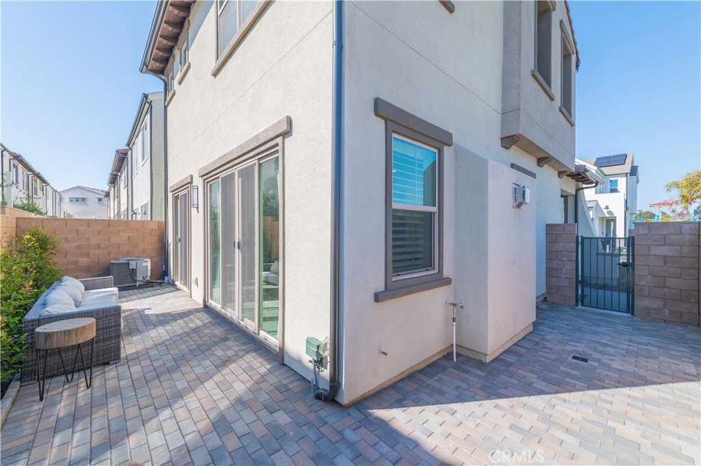 NA - Residential Lease