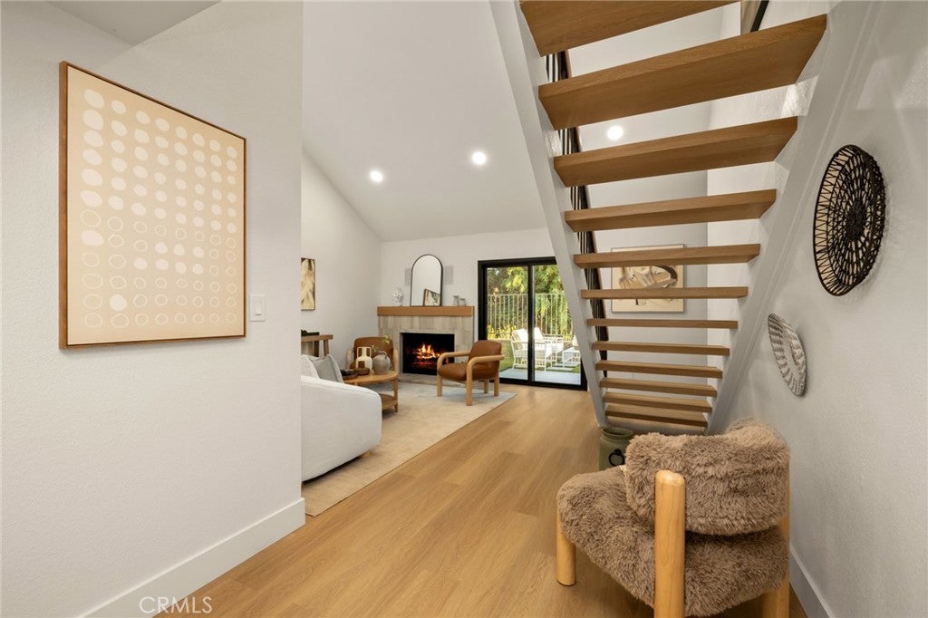 1095 Sea Terrace