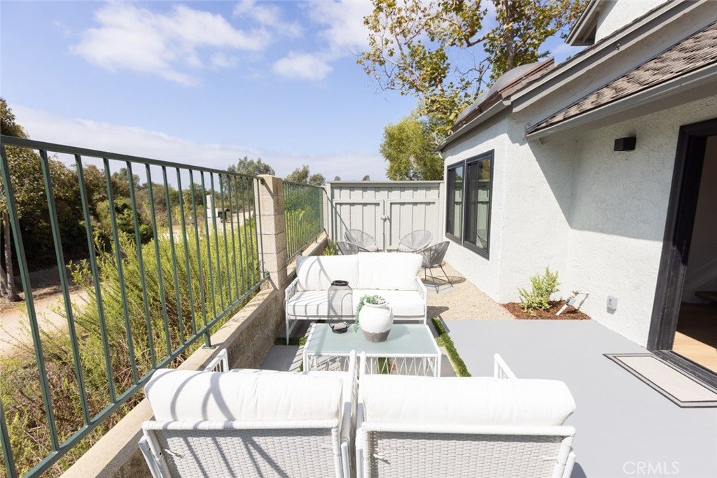 1095 Sea Terrace, Costa Mesa CA 92627 - Photo 6