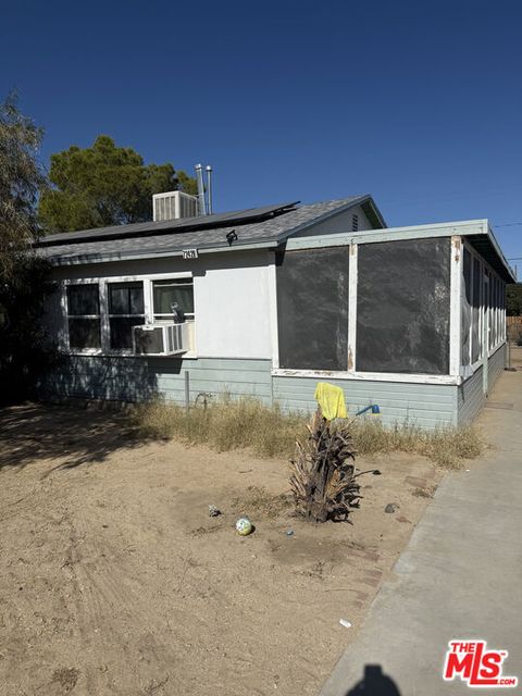 Photo of 72428 Sunnyvale Drive, Twentynine Palms, CA 92277 (MLS # 26670051)
