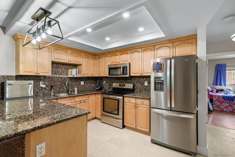 2219 Burroughs St 11 San Diego CA 92111